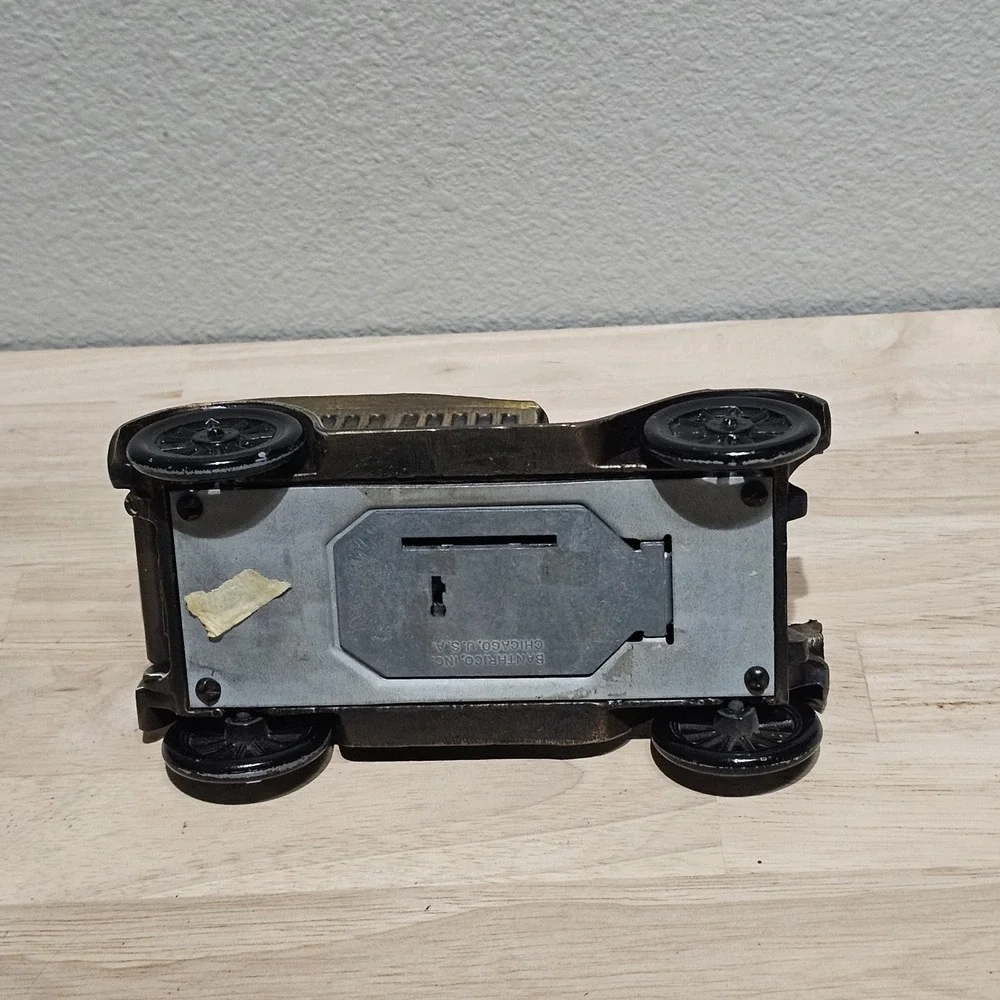 Vintage Banthrico 1917 Metal Car Coin Bank
